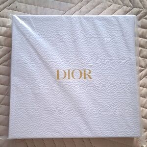 NEW Christian Dior Puzzle 500 Piece Collector's Item - NWT
